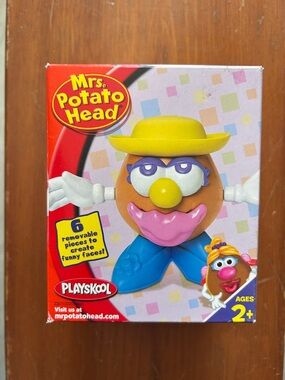Mini Mrs. Potato Head Kids Toy - Yellow Hat, Pink Lips, Blue Feet